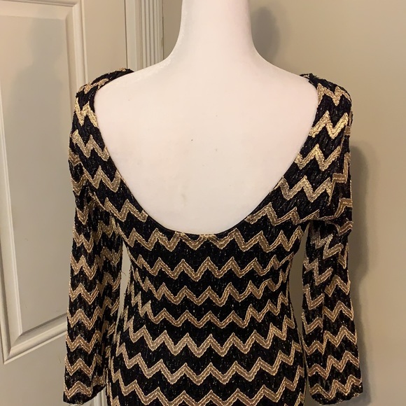Black and Gold dress - Picture 8 of 15